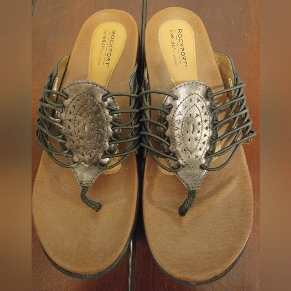Rockport Size 8 sandals bronze metallic